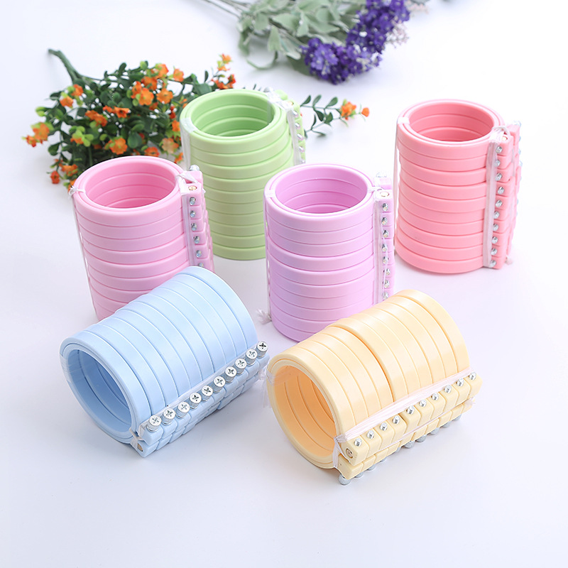 Cerceaux de broderie en plasti - Embroidery Hoop Kit avis et prix